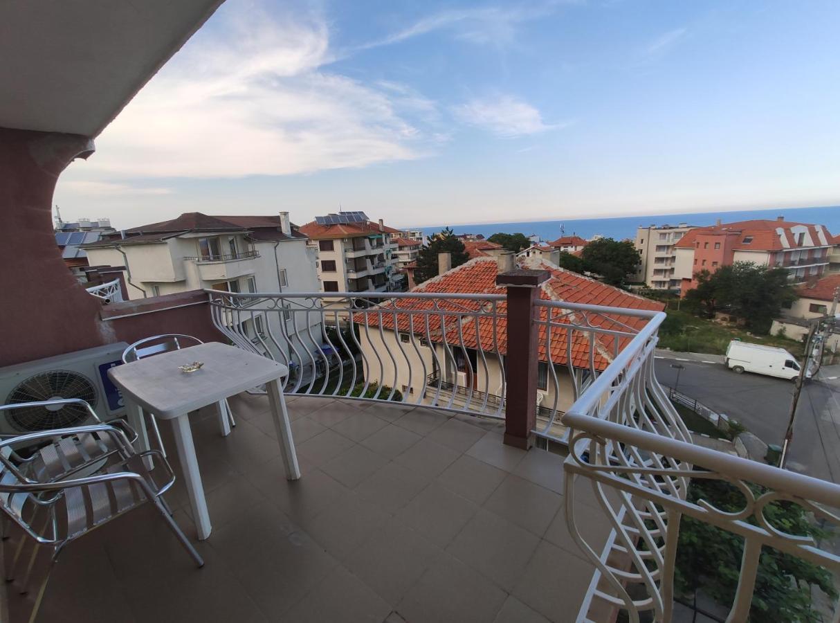 Family Hotel Denica Obzor Buitenkant foto